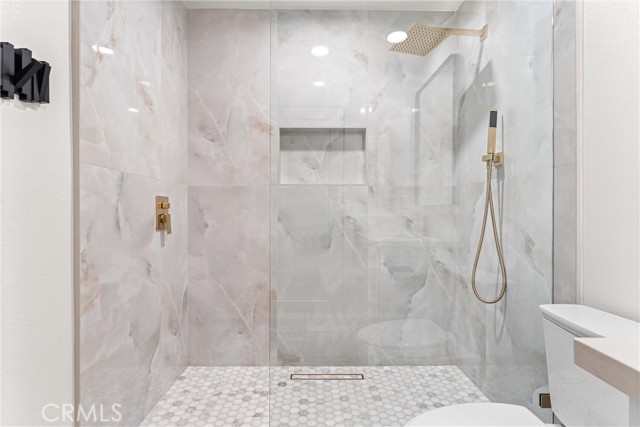 Detail Gallery Image 36 of 46 For 2393 via Mariposa 2f,  Laguna Woods,  CA 92637 - 2 Beds | 2 Baths