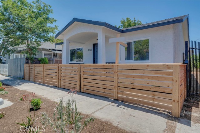 Image 2 for 1162 W 39Th Pl, Los Angeles, CA 90037