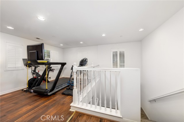 5534 Hartness Court, Fontana CA: https://media.crmls.org/medias/cd396a8b-d003-4c6e-a461-867d78bb01b9.jpg