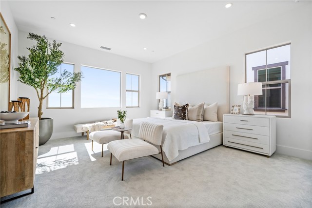 123 Oakstone, Irvine CA: https://media.crmls.org/medias/cd39e251-9a30-419e-b395-2cad0fe0a0cf.jpg
