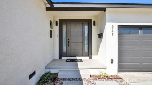 Detail Gallery Image 2 of 28 For 247 S Date St, Anaheim,  CA 92805 - 4 Beds | 2 Baths