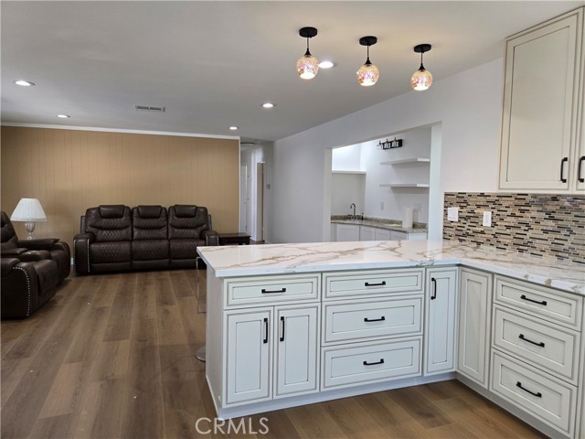 Detail Gallery Image 4 of 20 For 24224 Welby Way, West Hills,  CA 91307 - 0 Beds | 1 Baths