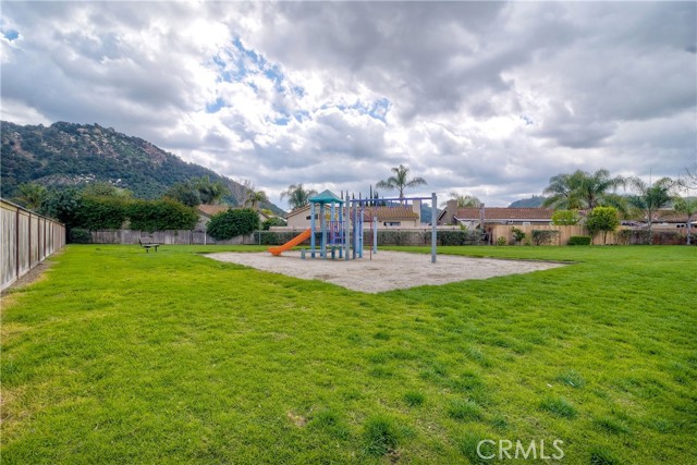 3323 Avocado Vista Lane, Fallbrook CA: https://media.crmls.org/medias/cd3b394b-d7a1-4ee8-8876-bd00873b5ff6.jpg