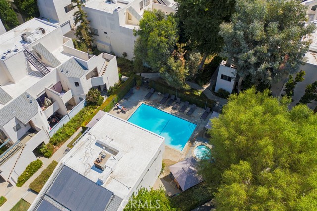 Detail Gallery Image 39 of 42 For 18411 Hatteras St #138,  Tarzana,  CA 91356 - 3 Beds | 2/1 Baths