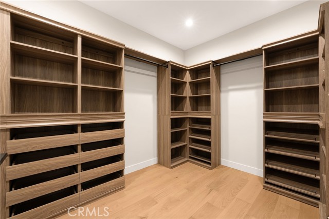 Image 47 of 75 For 775 Linda Vista