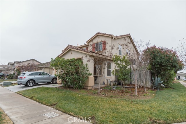 Detail Gallery Image 3 of 50 For 1492 Antioch Ct, Merced,  CA 95348 - 5 Beds | 2/1 Baths