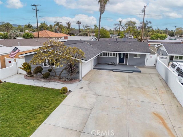 10930 Groveland Avenue, Whittier CA: https://media.crmls.org/medias/cd3fb40b-b4db-4771-a427-ab4dc950af9a.jpg