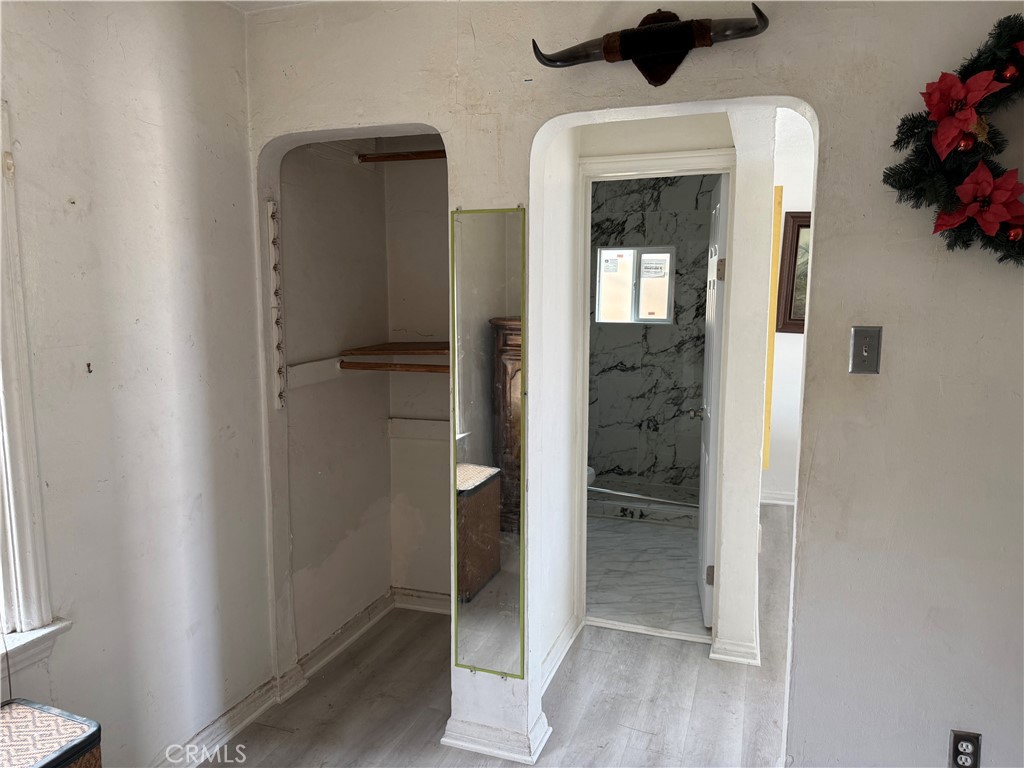 https://media.crmls.org/medias/cd3fbada-62ad-4507-9a88-aa55390766e0.jpg?preset=X-Large