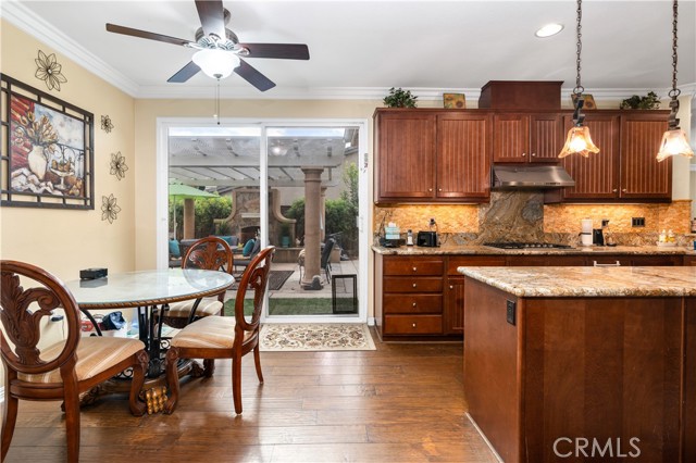 Detail Gallery Image 13 of 54 For 659 Price Dr, Hemet,  CA 92545 - 4 Beds | 3 Baths