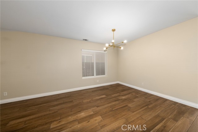 23306 Daisy Drive, Corona CA: https://media.crmls.org/medias/cd405f3a-68cb-4b78-a597-1656a6267390.jpg