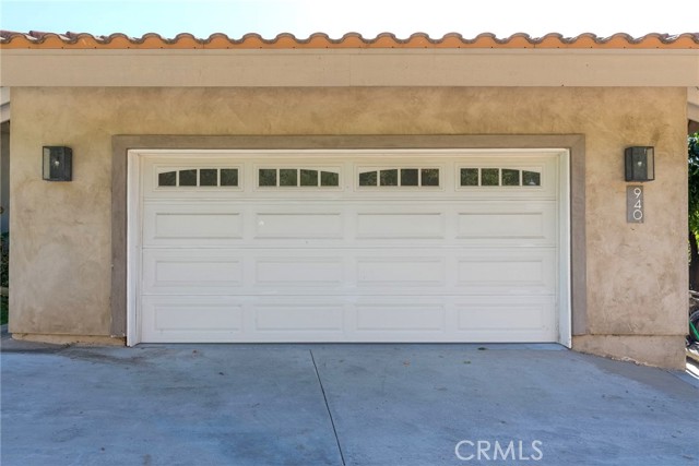 940 N Silent Ranch Drive, Glendora CA: https://media.crmls.org/medias/cd41478f-a978-4895-bba2-0e4904d7d013.jpg