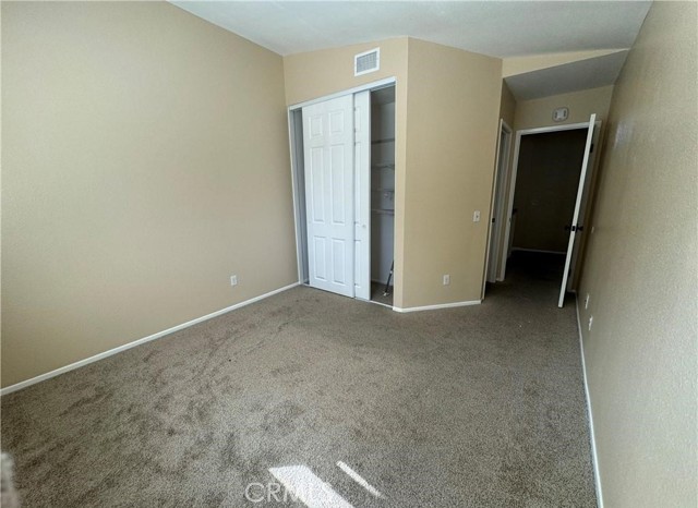 Detail Gallery Image 7 of 12 For 1725 Maxwell Ln #C,  Corona,  CA 92881 - 2 Beds | 2/1 Baths