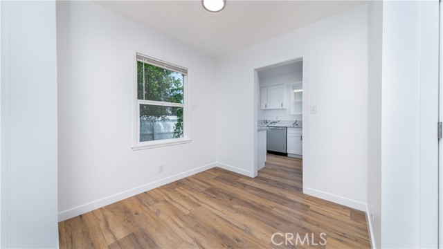 Detail Gallery Image 9 of 30 For 5816 Kester Ave, Sherman Oaks,  CA 91411 - – Beds | – Baths