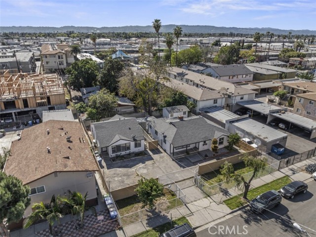 Detail Gallery Image 30 of 32 For 14722 Strathern, Panorama City,  CA 91402 - 5 Beds | 3 Baths