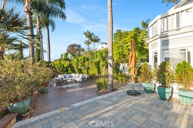 3 Parkman E Road, Laguna Niguel CA: https://media.crmls.org/medias/cd44ce97-f5ba-4604-bec9-3d26cd696567.jpg