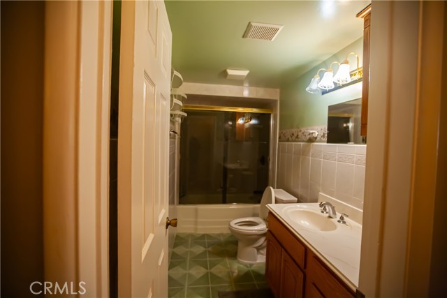 Detail Gallery Image 26 of 44 For 17433 Granada Ave, Fontana,  CA 92335 - 3 Beds | 2 Baths