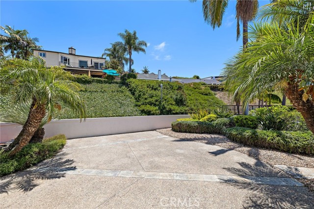 Detail Gallery Image 15 of 67 For 317 Calle Felicidad, San Clemente,  CA 92672 - 5 Beds | 3/1 Baths