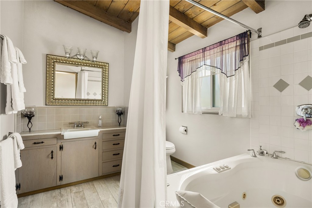 Cd4632f5 72ec 47da 99e1 7363f37d5bd2