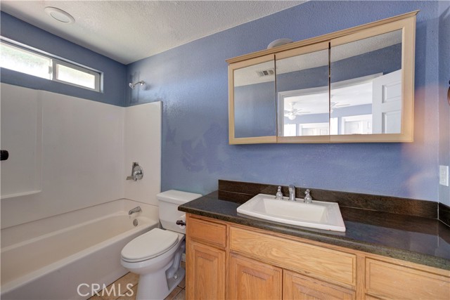 13765 Georgia Road, Santa Margarita CA: https://media.crmls.org/medias/cd47576b-05bd-4aa5-aeff-f524907f7b89.jpg
