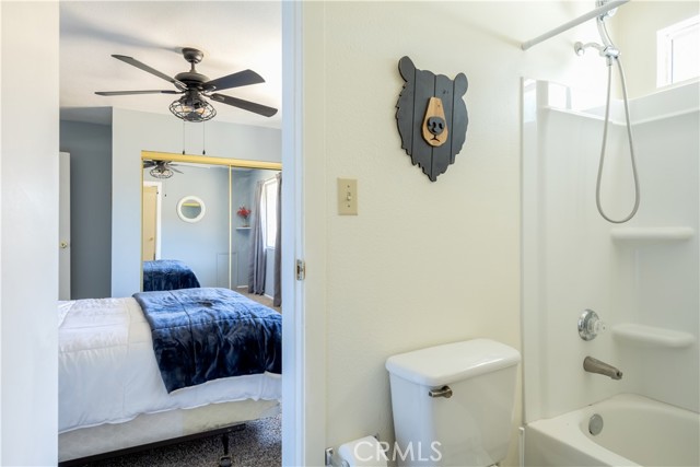 Detail Gallery Image 20 of 30 For 871 Spruce Ln, Big Bear City,  CA 92314 - 2 Beds | 2 Baths