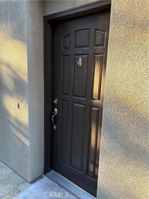 Detail Gallery Image 2 of 32 For 10207 Mountair Ave #105,  Tujunga,  CA 91042 - 3 Beds | 2/1 Baths