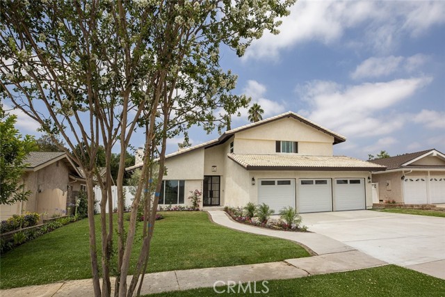 17101 Dearborn Street, Northridge CA: https://media.crmls.org/medias/cd484bf1-a2d5-4f8d-9301-283465fe3b6c.jpg