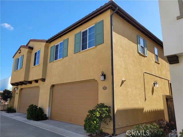 56 Linden Lane, Temple City CA: https://media.crmls.org/medias/cd48bb12-2ed3-44c0-b5fb-30dafe1abe5c.jpg