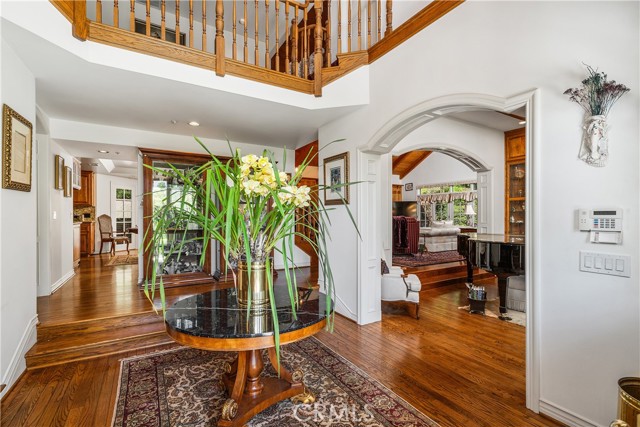 Detail Gallery Image 4 of 42 For 1170 N Englewild Dr., Glendora,  CA 91741 - 5 Beds | 6/1 Baths