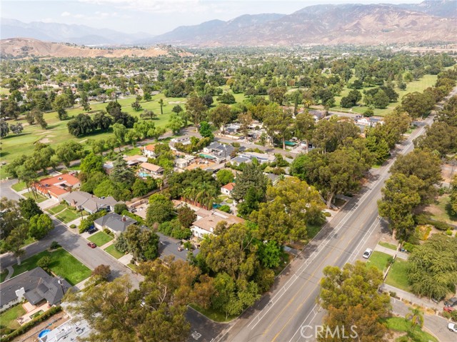 Detail Gallery Image 45 of 49 For 698 E Lynwood Dr, San Bernardino,  CA 92404 - 3 Beds | 2 Baths