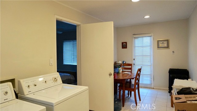 4435 Caledonia Way, Los Angeles CA: https://media.crmls.org/medias/cd4a058b-017c-4633-8e24-537072430099.jpg