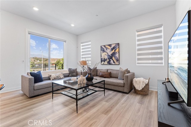 167 Sash, Irvine CA: https://media.crmls.org/medias/cd4ac37c-06c8-436f-849d-8502d4853e16.jpg