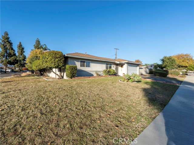 Detail Gallery Image 2 of 20 For 1465 E Caroline St, Ontario,  CA 91764 - 3 Beds | 1 Baths