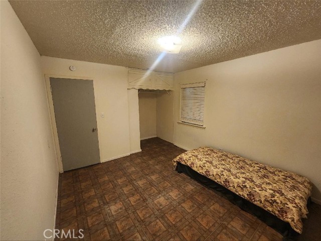 Detail Gallery Image 6 of 16 For 11474 4th Ave, Hesperia,  CA 92345 - 3 Beds | 1 Baths