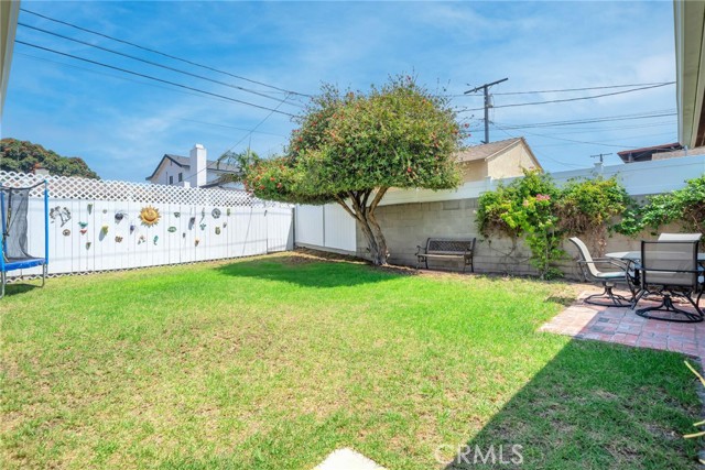 2922 Perkins Lane, Redondo Beach, California 90278, 3 Bedrooms Bedrooms, ,1 BathroomBathrooms,Residential,Sold,Perkins,SB22186949