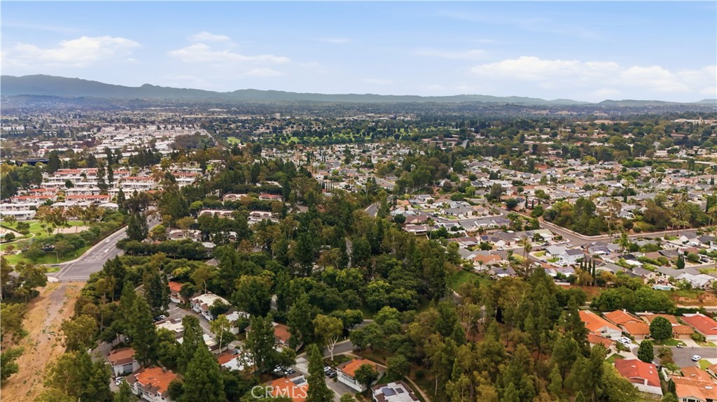 https://media.crmls.org/medias/cd4e75b9-08d7-41a8-aefd-82ac2c24cad6.jpg?preset=X-Large