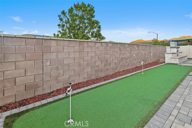 Detail Gallery Image 18 of 41 For 29120 Tanoak, Lake Elsinore,  CA 92530 - 4 Beds | 2/1 Baths