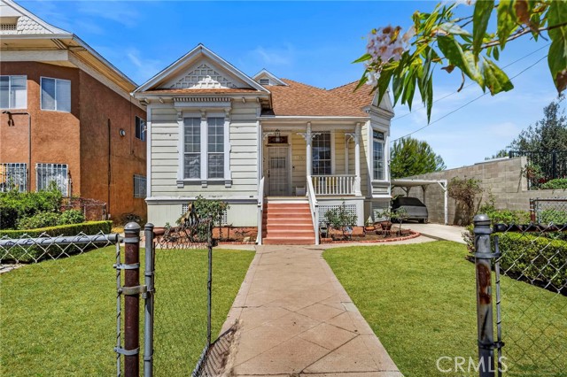 feature listing property photo