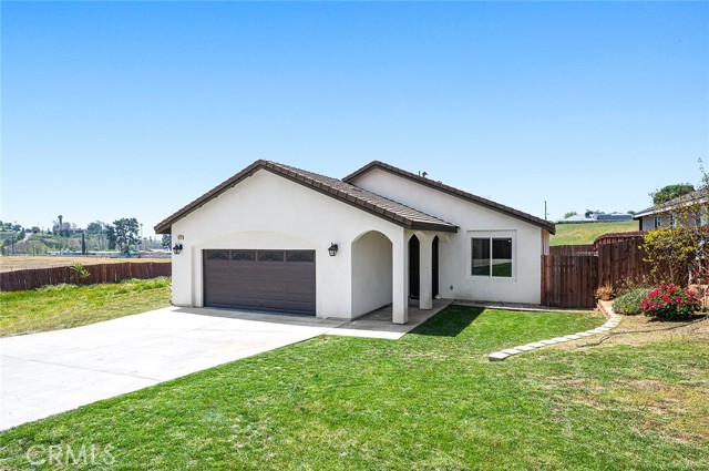 Detail Gallery Image 1 of 48 For 13172 6th Pl, Yucaipa,  CA 92399 - 4 Beds | 2/1 Baths