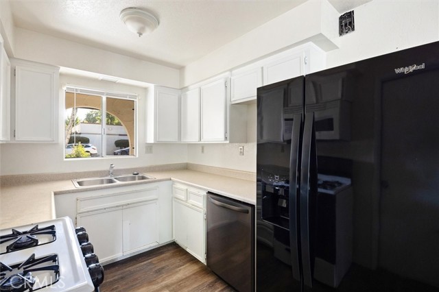 Detail Gallery Image 10 of 35 For 8350 Santa Ynez Ave #1,  Atascadero,  CA 93422 - 3 Beds | 2 Baths