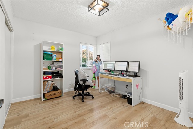 Detail Gallery Image 24 of 28 For 6002 Calvin Cir, Huntington Beach,  CA 92647 - 3 Beds | 2 Baths
