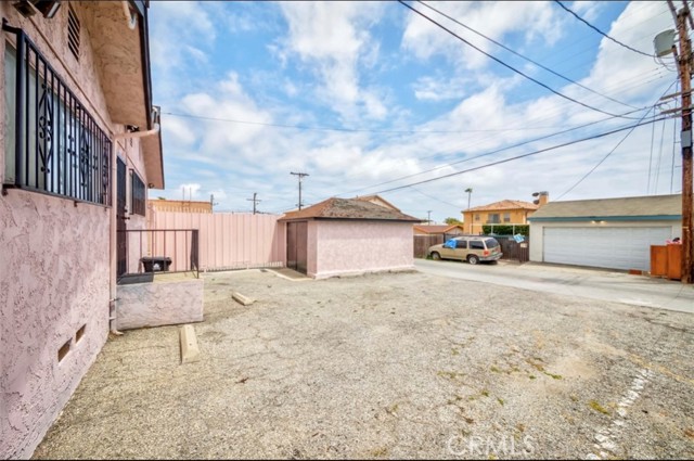 841 W 9th Street, San Pedro (los Angeles), California 90731, ,Commercial Sale,For Sale,841 W 9th Street,CRSB23091032