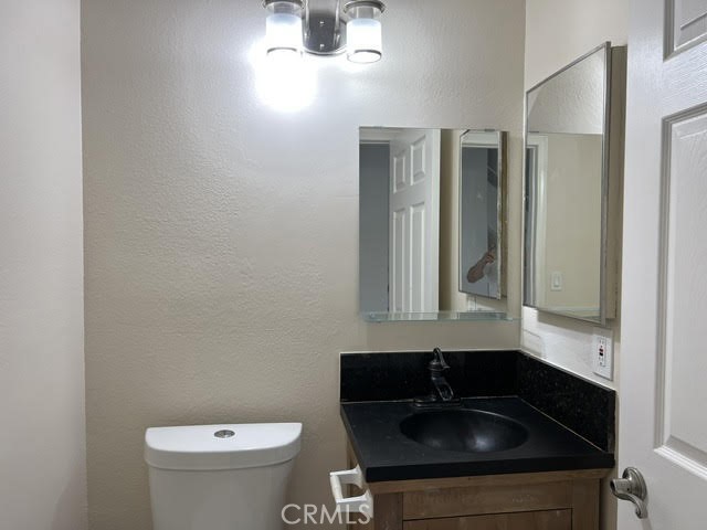 Detail Gallery Image 7 of 18 For 8321 Burnet 3 Ave #3,  North Hills,  CA 91343 - 3 Beds | 1/1 Baths