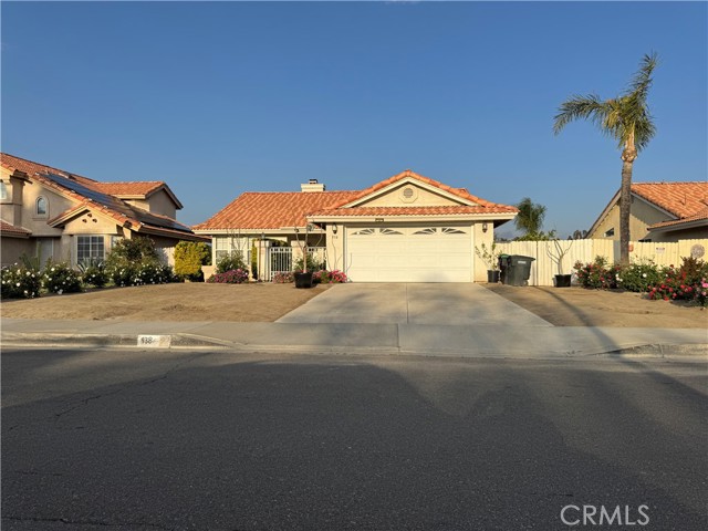 938 Gloria Drive, Hemet CA: https://media.crmls.org/medias/cd526821-93d2-458b-82a2-2ac1a4bc5988.jpg
