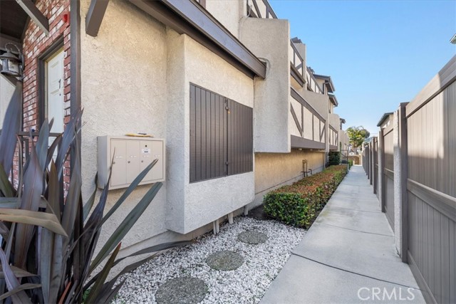 Detail Gallery Image 21 of 23 For 1814 Grant Ave #6,  Redondo Beach,  CA 90278 - 3 Beds | 2/1 Baths