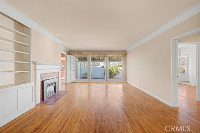 Detail Gallery Image 5 of 46 For 2125 Manhattan, Hermosa Beach,  CA 90254 - 4 Beds | 3 Baths