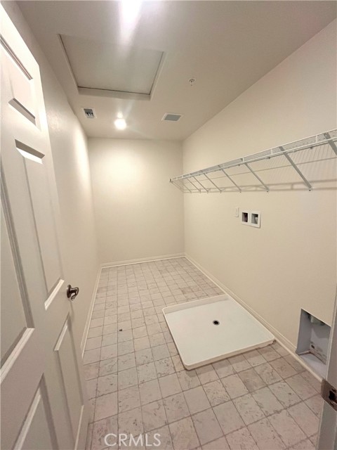 30544 Vera Cruz Circle, Winchester CA: https://media.crmls.org/medias/cd531f28-1a02-41f7-b2c4-4934c400890b.jpg