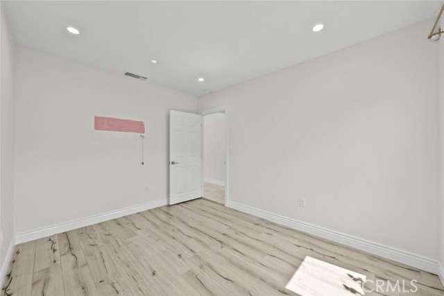 Detail Gallery Image 22 of 34 For 1134 Graynold Ave, Glendale,  CA 91202 - 3 Beds | 2 Baths