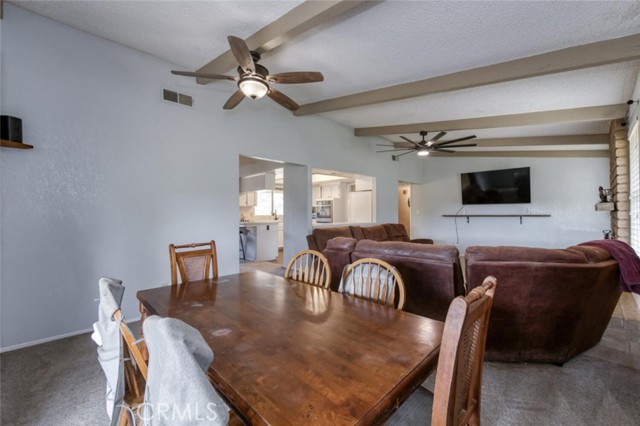 Detail Gallery Image 5 of 43 For 22630 Stagecoach Ln, Clovis,  CA 93619 - 4 Beds | 2 Baths