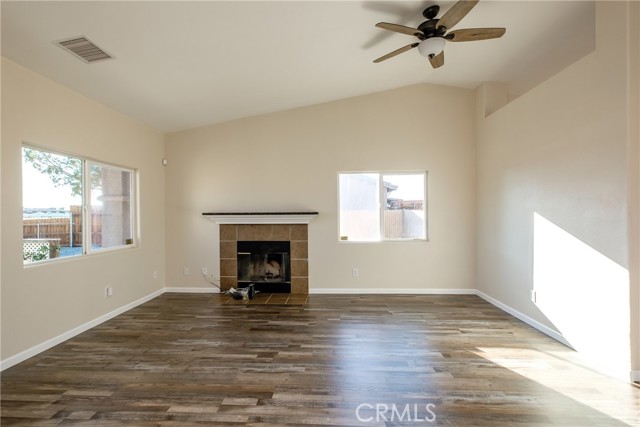 22298 Esaws Road, Apple Valley, CA, 92307 22298 Esaws Road, Apple Valley, CA, 92307