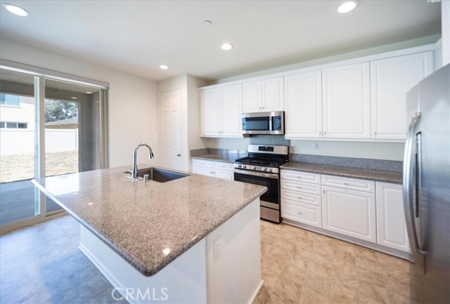 Detail Gallery Image 11 of 39 For 3409 Spring Wheat St a,  Perris,  CA 92570 - 3 Beds | 2/1 Baths